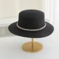 Sombrero de paja negro con perlas y cinta de tweed de color para la playa y viajes de verano. - M (56-58cm) / Negro