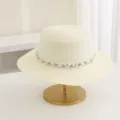 Beige flacher Strohhut mit Perlen Strass Band Sommer Strand Sonnenhut modischer Fedora - M (56-58cm) / Creme