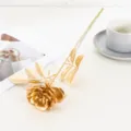 Fausse fleur de rose dorée décoration d'intérieur, accessoire floral simulation métal. - Rose unique / Or