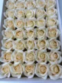 Boite cadeau de têtes de roses en savon blanc fleurs artificielles saint valentin deco - Champagne