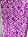 Têtes de roses en savon violet dans une boîte-cadeau, fleurs artificielles pour la Saint-Valentin. - Mauve Clair