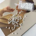 Perline di vetro bianche 2mm, confezione da 5g circa 200pz accessori gioielli DIY. - 5g Circa 200 Pz / 03#