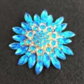Exquisite blue crystal flower brooch detail, elegant rhinestone corsage pin for women suits. - 1 Piece/Pack (7x7cm) / Blue