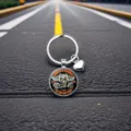 Porte-clés dôme en verre Route 66 avec pendentif cœur style vintage métal cadeau design. - Style Rond Martelé (4)