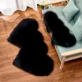 Tapis en fausse fourrure en forme de coeur noir moelleux tapis de sol et coussin canapé - Noir