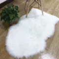 Alfombra de Piel sintética blanca, alfombra mullida de pelo largo para sala de estar. - Blanco