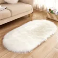 Wit kunstwol ovaal pluche vloerkleed voor woonkamer bank slaapkamer bed en erker. - 40x60cm Ovaal Speciale Aanbieding / Wit