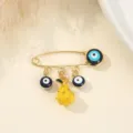 Broche Épingle de Sûreté Œil Maléfique Dorée avec Pendentif Fruit Mode Bijoux - Style Pendentif Vintage / 3.8x2.8cm