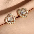 Orecchini a lobo in zircone a cuore dorato, design geometrico scintillante per look quotidiani. - Stile Cuore (E1700011) / Oro