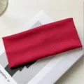 Fascia larga in maglia rossa da donna, cerchietto per capelli di moda minimalista retrò autunno inverno. - Rosso