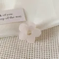 Small flower hair claw clip, cute translucent white resin shark clip for half-up hairstyles. - Light Pink Flower Hair Claw