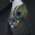 Elegant peacock feather crystal brooch pin for women suit coat vintage clothing accessories - Blue