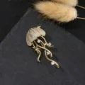 Gold-plated rhinestone jellyfish brooch, elegant crystal sparkling apparel accessory for women. - Jellyfish Style (1# Gold)