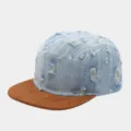 Gorra de 5 paneles de mezclilla azul claro desgastada con visera plana de ante marrón. - Ajustable / Azul claro