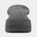 Detalle del gorro de punto de invierno jaspeado, cálido y cómodo gorro para uso diario. - Talla única / Verde Militar
