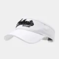 Vista dettagliata della visiera parasole bianca con ricamo nero modello Authentic EST.1987. - Regolabile / Bianco