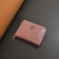 Mini κοντό γυναικείο πορτοφόλι δέρμα θήκη καρτών φερμουάρ μόδα πορτοφόλι κερμάτων compact design. - Ροζ