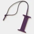 Colgante de letra I mayúscula de piel de vaca violeta, ideal para bolsos y llaves de coche. - Púrpura