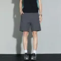 Herren Freizeit Sommer Sport Shorts in dunkelgrau fünf Punkte Länge für das Laufen. - 28 / Unterteile / Dunkelgrau