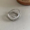 Mehrschichtiger Silberring mit zarten weißen Perlen offenes Design modischer Schmuck - R705-D