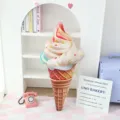 Lindo cojín de felpa con forma de cono de helado gigante, variante de fresa y vainilla - Cono Frijoles de Colores Blanco