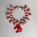 Collier ras de cou style vacances rose perle goutte pendentif crabe rouge pour femmes - Crabe Rose