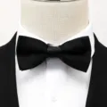 Noeud papillon noir classique pour homme avec chemise blanche et costume pour mariages. - Noir Mat Nœud Papillon