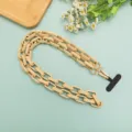Beige matte grobe Kette für Handtaschen oder Handyhüllen mit goldenen Verschlüssen. - Langer Stil / Hellgelb