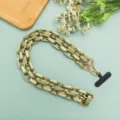 Matte grüne grobe Kette für Taschen oder Handyhüllen mit goldener Hardware und Lasche. - Langer Stil / Bronze