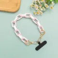 Rosa matte Acryl Kette mit goldenen Verschlüssen für Handyhüllen Taschen trendiges Zubehör - Kurzer Stil / Pfirsichmilchrosa