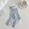 Hellblaue Baumwollsocken mit Blumenmuster und Rüben, süß, atmungsaktiv und bequem für den Alltag. - Einheitsgröße / Hellblau