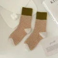 Koreanische gestreifte Mittelsocken für Herbst und Winter, bequeme dicke Baumwollsocken. - Einheitsgröße / Grün
