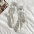 Graue Spitzen Rüschen Schleife Socken, Süße JK Mesh Dünne Sommer Socken für Damen - Einheitsgröße / Hellgrau