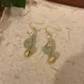 Bell Pendant Style / Gold