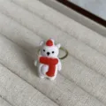 Leuke schattige kerst witte beren ring met rode sjaal hars vingerring feestelijk - Sjaal Beer
