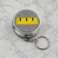 Porte-clés boîte à pilules en métal perlé fait main rond conteneur de stockage portable décoratif - Style Règle (3) / Coloré