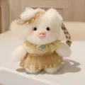 Süßes Plüschschwein Schlüsselanhänger mit Kleid und Spitzenhut, weiche Stofftier Tasche. - Gelber Hut Gelbes Tüllkleid