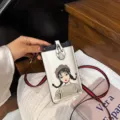 Mini stilati tsanta hiolou gia tilefono, aspromauri dermatini tsanta PU me cartoon. - Κορίτσι με κοτσίδες