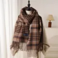 Classic plaid tassel scarf for autumn and winter, warm cashmere-feel shawl for unisex. - Brown-Black