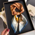 Elegante pañuelo de seda con estampado floral, pañuelo bicolor chic para cuello y pelo. - FG50-2