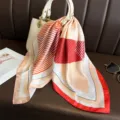 Foulard carré en soie à imprimé géométrique, élégant bandana et châle de protection solaire chic. - FG340-3