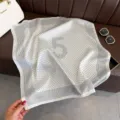 Foulard quadrato in seta stampato a pois classico elegante sciarpa donna foulard moda - Bianco