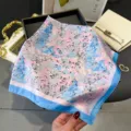 Kleurrijke bloemenprint zijden sjaal dames vierkante halsdoek stijlvolle zonbescherming - Blauw