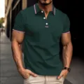 Polo homme vert foncé à manches courtes avec rayures contrastées sur le col et boutons. - Vert Foncé