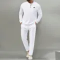 Conjunto de camisa Henley de manga larga y pantalones de punto gofrado para hombre. - S / Parte Superior E Inferior / Blanco
