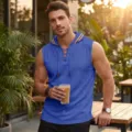 Chaleco deportivo sin mangas waffle con capucha y cordón para hombre, vista de café. - Azul