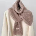 Bufanda de invierno suave para mujer, bufanda de punto gruesa y cálida en color topo. - Marrón Claro Leche