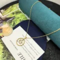 Collana con ciondolo disco zircone segno zodiacale in acciaio inossidabile dorato - Cancer