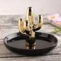 Gouden keramische cactus ringhouder sieraden schaal, bureau opbergorganizer voor kleine accessoires. - Zwarte Tray + Gouden Cactus