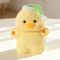 Lindo peluche de patito amarillo con gorro de dormir verde, muñeca suave para niños y decoración. - Pato